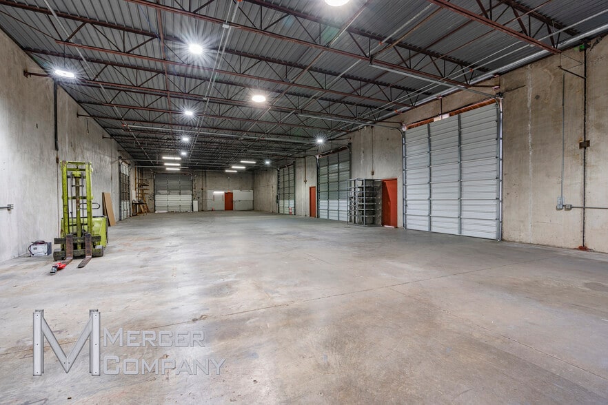 6705 Colleyville Blvd, Colleyville, TX for lease - Interior Photo - Image 3 of 6