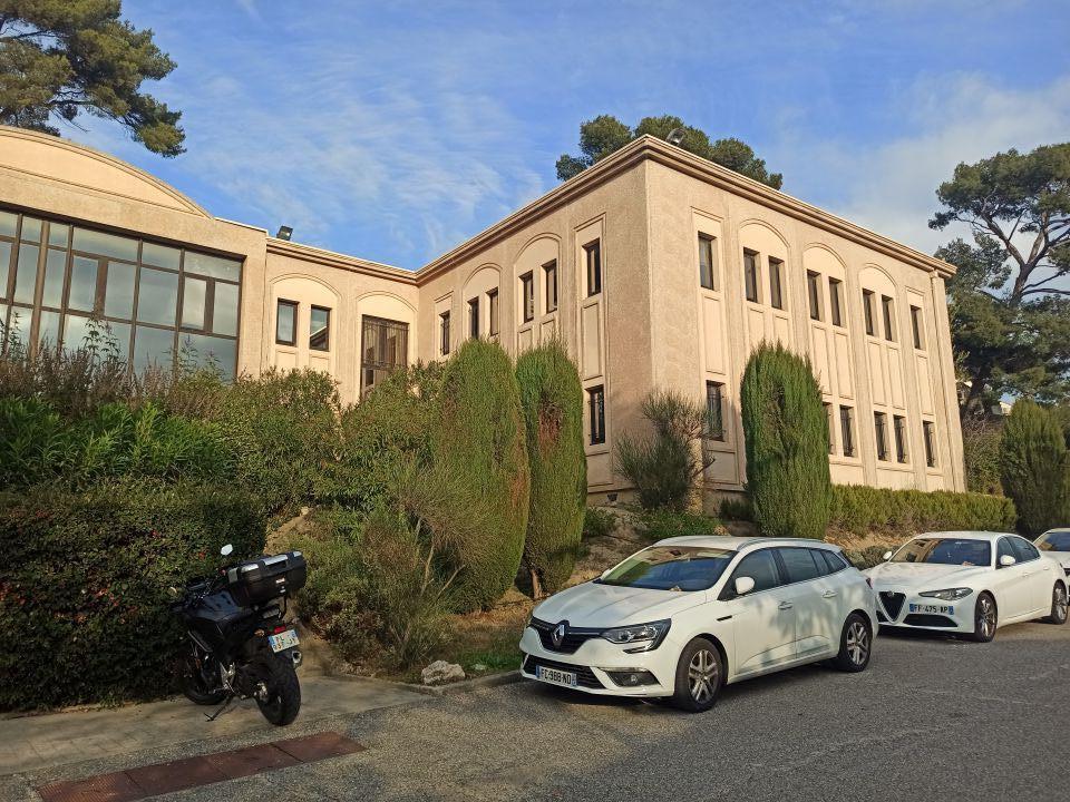 Office in Marseille for lease Building Photo- Image 1 of 7