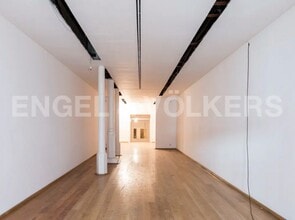 Retail in Barcelona, Barcelona for lease Interior Photo- Image 1 of 5