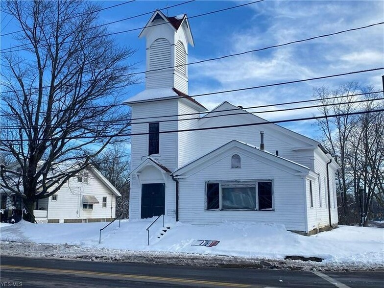 9807 Columbia Rd, Olmsted Falls, OH for lease - Building Photo - Image 2 of 2