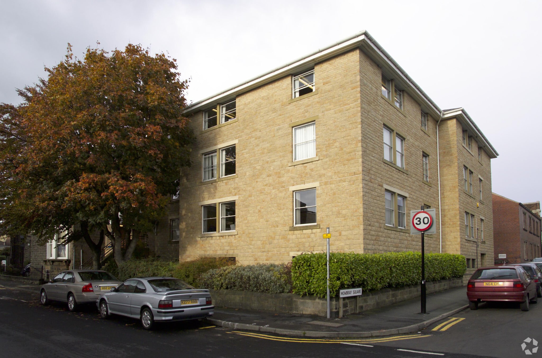 Mowbray Sq, Harrogate for sale Primary Photo- Image 1 of 1