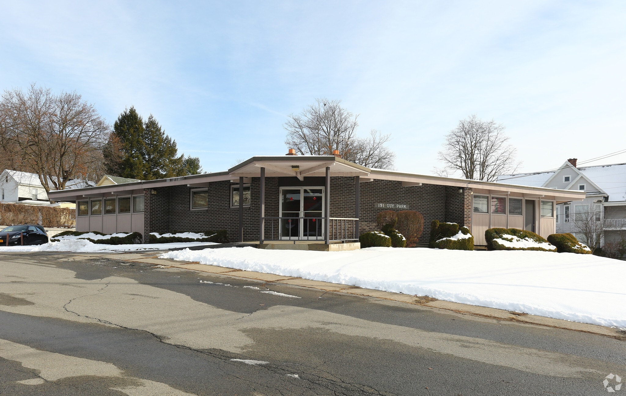 191 Guy Park Ave, Amsterdam, NY for sale Primary Photo- Image 1 of 1