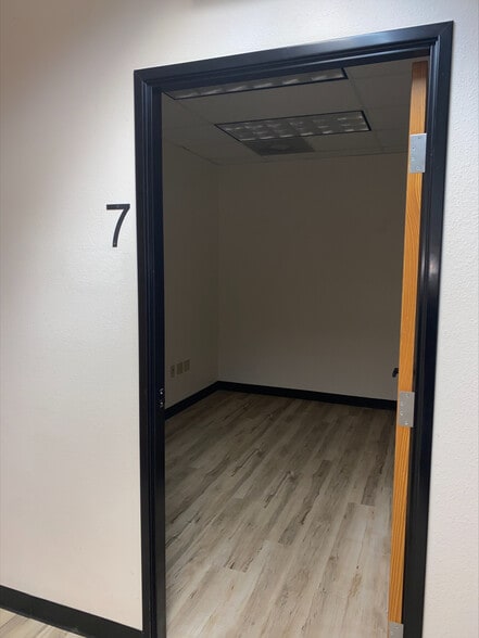 3600 Sisk Rd, Modesto, CA for lease - Building Photo - Image 2 of 19