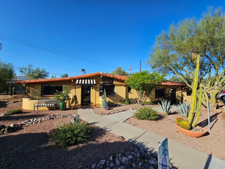 6584 N Oracle Rd, Tucson, AZ for sale - Building Photo - Image 1 of 1