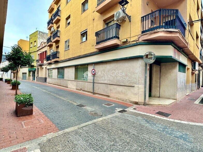 Retail in El Verger for lease - Building Photo - Image 1 of 5