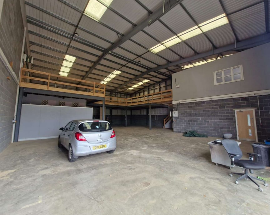 Durham Ln, Doncaster, SYK DN3 3FE - Unit 18 -  - Interior Photo - Image 1 of 3