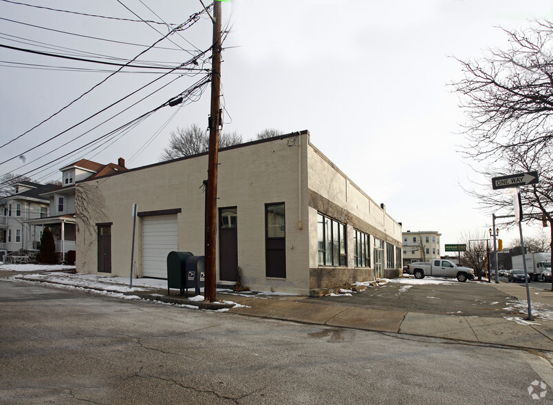 955 Main St, Waltham, MA for lease - Building Photo - Image 2 of 2