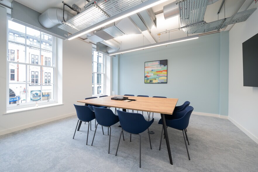 102 Kensington High St, London for lease - Interior Photo - Image 2 of 7