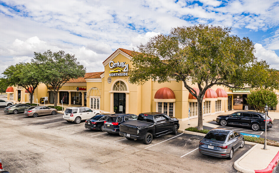 16350 Blanco Rd, San Antonio, TX for lease - Primary Photo - Image 1 of 7