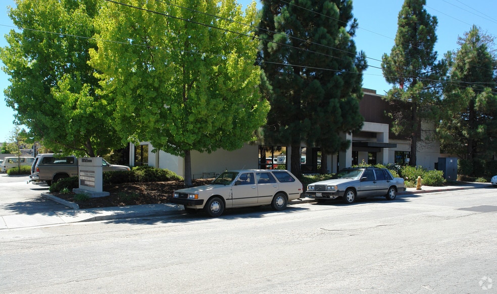 207 Mcpherson St, Santa Cruz, CA for lease - Primary Photo - Image 1 of 2