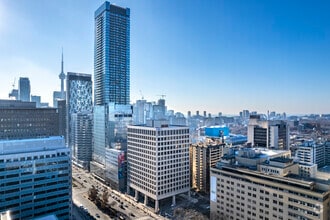 522 University Ave, Toronto, ON - AERIAL map view