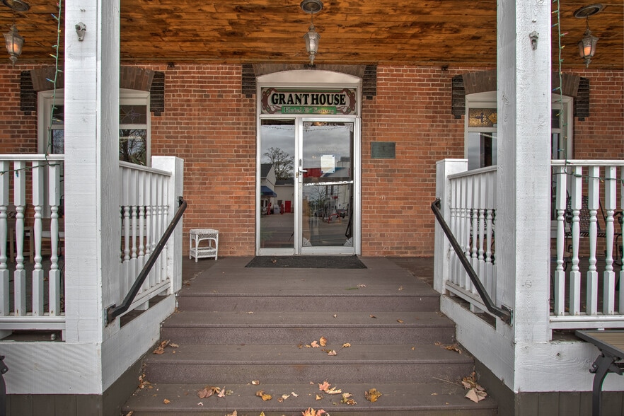 80 4th St W, Rush City, MN for sale - Building Photo - Image 2 of 27