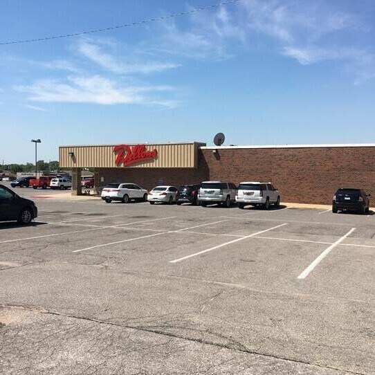 200-260 W Greenway Ct, Derby, KS for sale Building Photo- Image 1 of 1