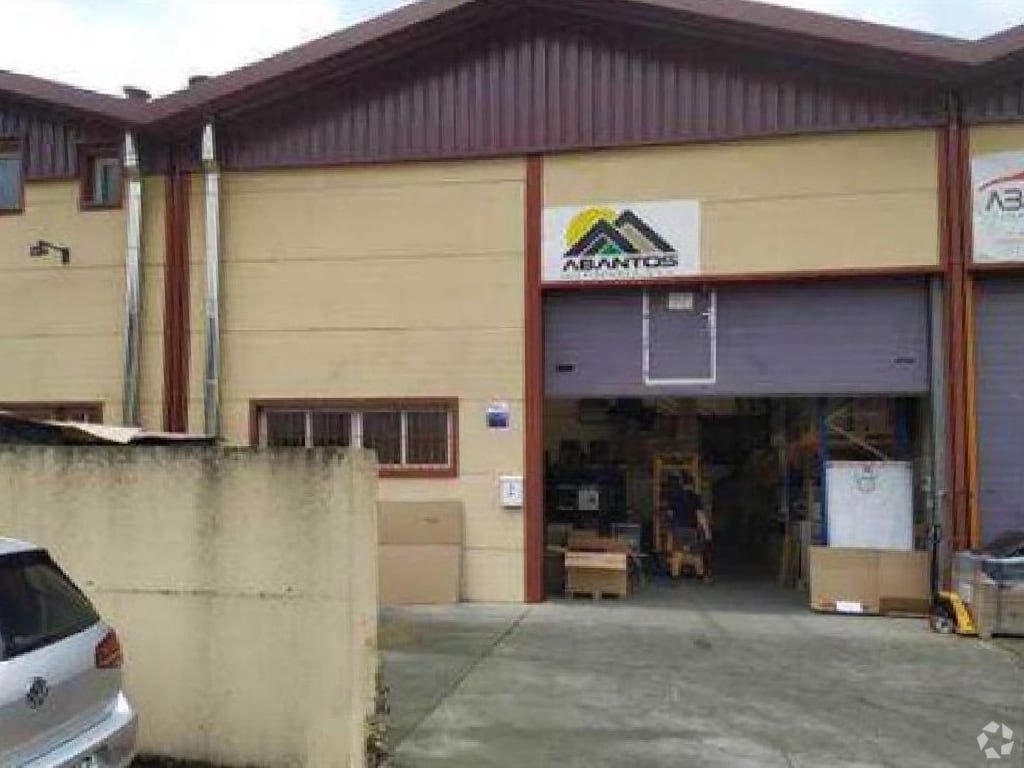 Calle del Polígono, 6, Becerril de la Sierra, Madrid for sale Primary Photo- Image 1 of 2