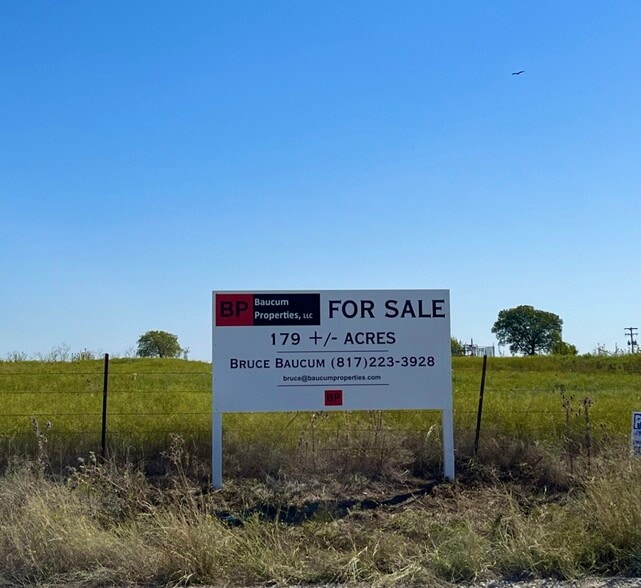 Pioneer Rd rd, Rhome, TX for sale - Primary Photo - Image 1 of 2