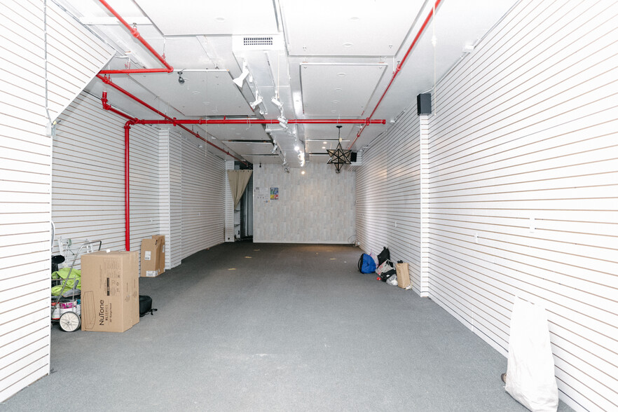 373 Canal St, New York, NY for lease - Interior Photo - Image 2 of 8