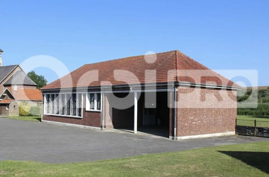 Flex in Ville-sur-Ancre for sale - Building Photo - Image 2 of 5