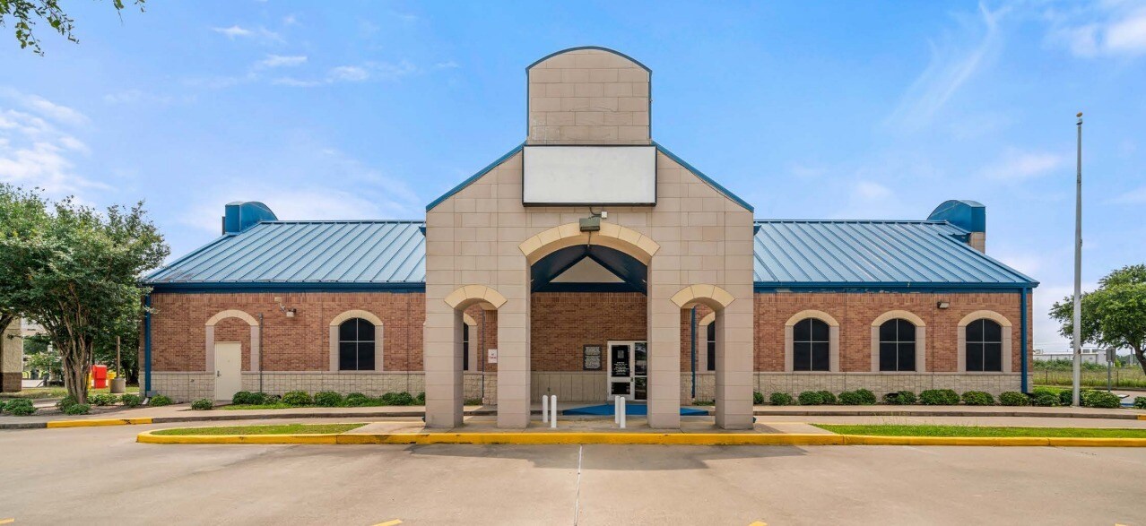 5835 Center St, Pasadena, TX for sale Building Photo- Image 1 of 2