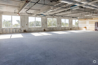 3683 S Miami Ave, Miami, FL for lease Interior Photo- Image 2 of 5