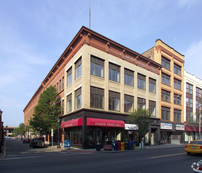 1610-1618 Main St, Springfield, MA for sale - Primary Photo - Image 1 of 1