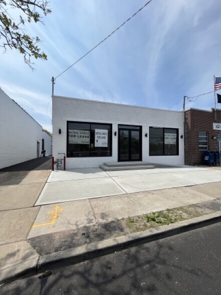 2005 Park St, Atlantic Beach, NY for lease - Building Photo - Image 1 of 36