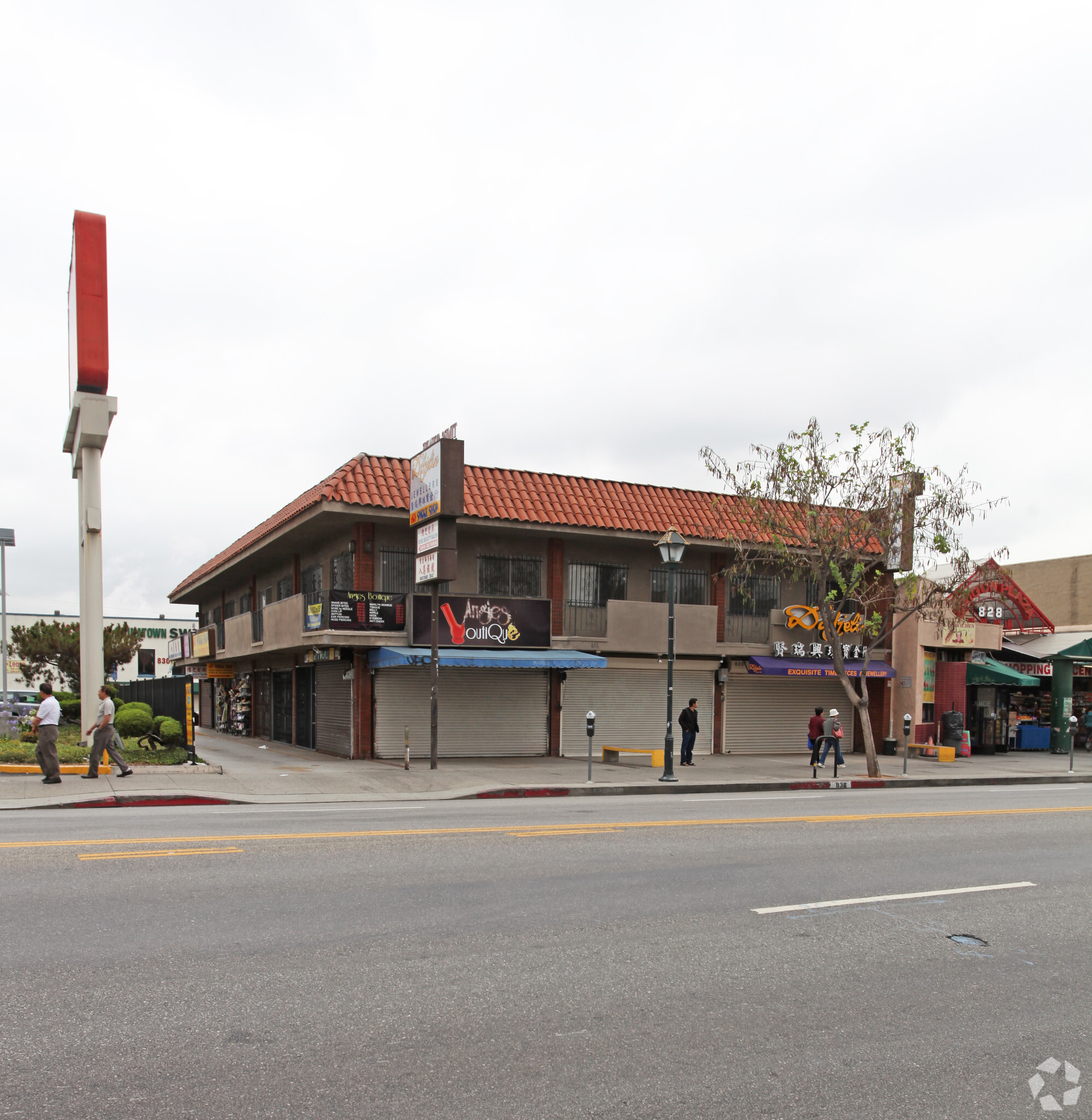 836-840 N Broadway St, Los Angeles, CA for lease Building Photo- Image 1 of 6