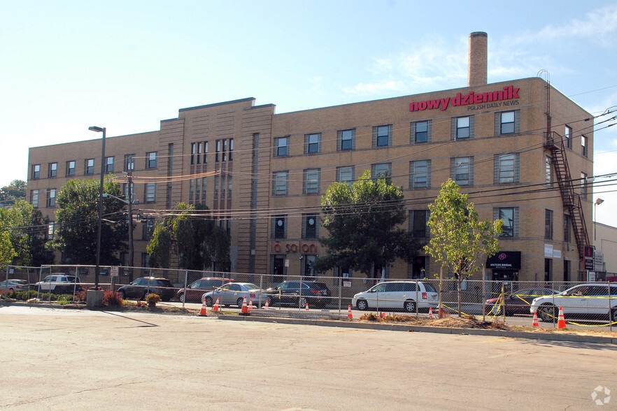 70 Outwater Ln, Garfield, NJ for lease - Primary Photo - Image 2 of 6