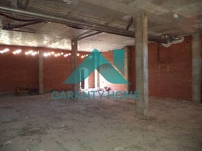 Retail in Cáceres, Cáceres for lease Interior Photo- Image 2 of 4