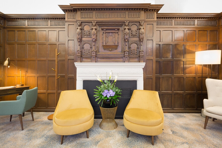 3-4 Devonshire St, London for lease - Interior Photo - Image 3 of 9