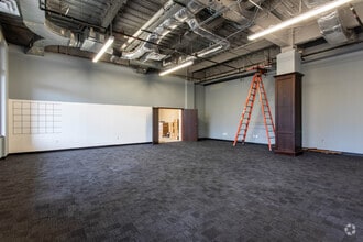 3 Easton Oval, Columbus, OH for lease Interior Photo- Image 2 of 3