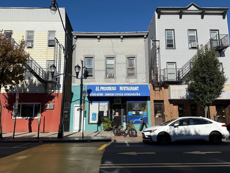 1309 Summit Ave, Union City, NJ for sale - Building Photo - Image 2 of 30