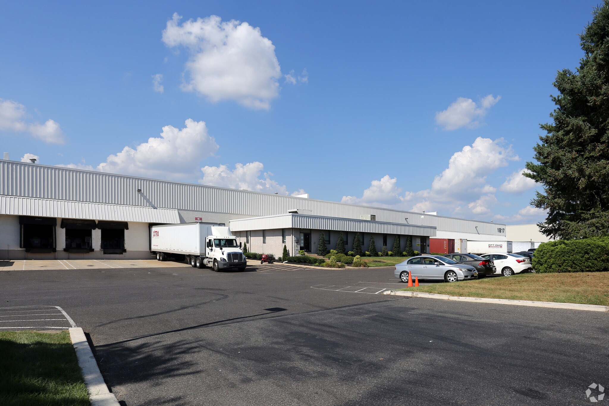 1817 Route 130, Burlington, NJ for lease Primary Photo- Image 1 of 8