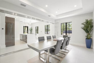 28089 Vanderbilt Dr, Bonita Springs, FL for lease Interior Photo- Image 1 of 14
