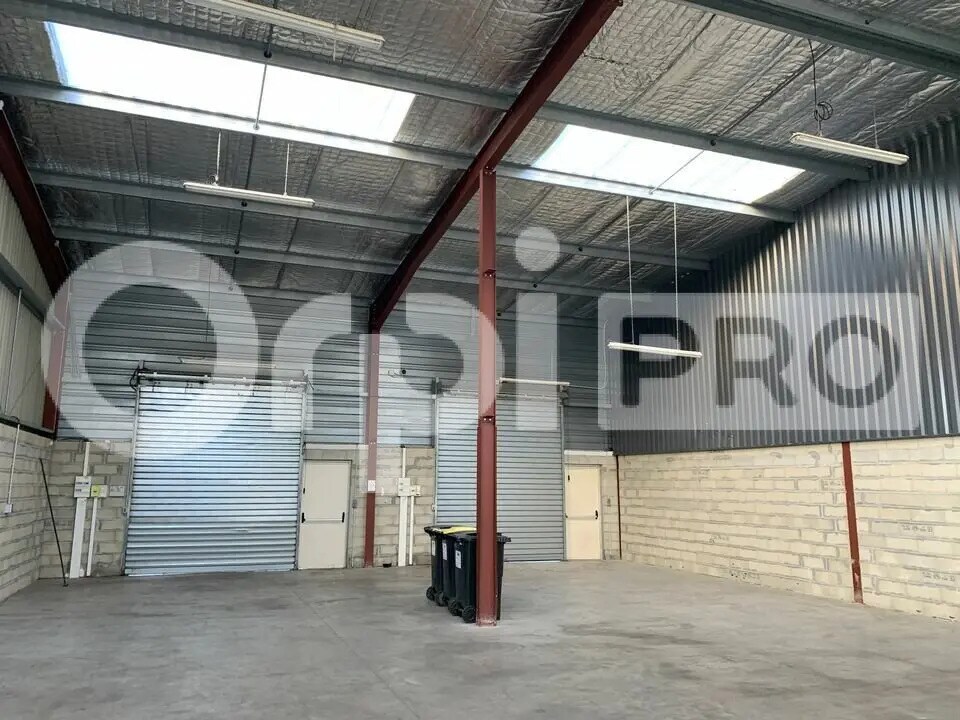 Flex in SAINT-JEAN-D'ILLAC for sale Interior Photo- Image 1 of 6