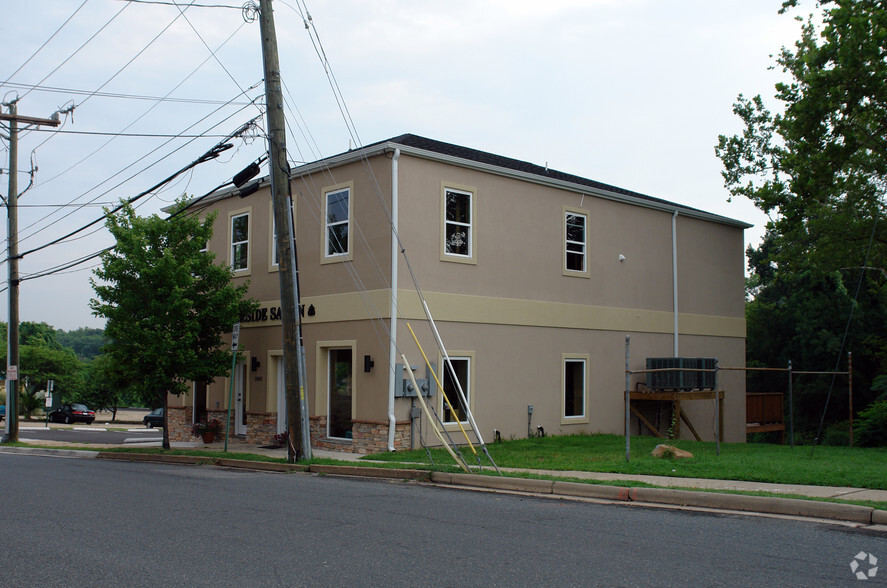 1005 Sophia St, Fredericksburg, VA for lease - Primary Photo - Image 1 of 2