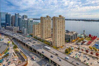 254 Queens Quay W, Toronto, ON - AERIAL  map view