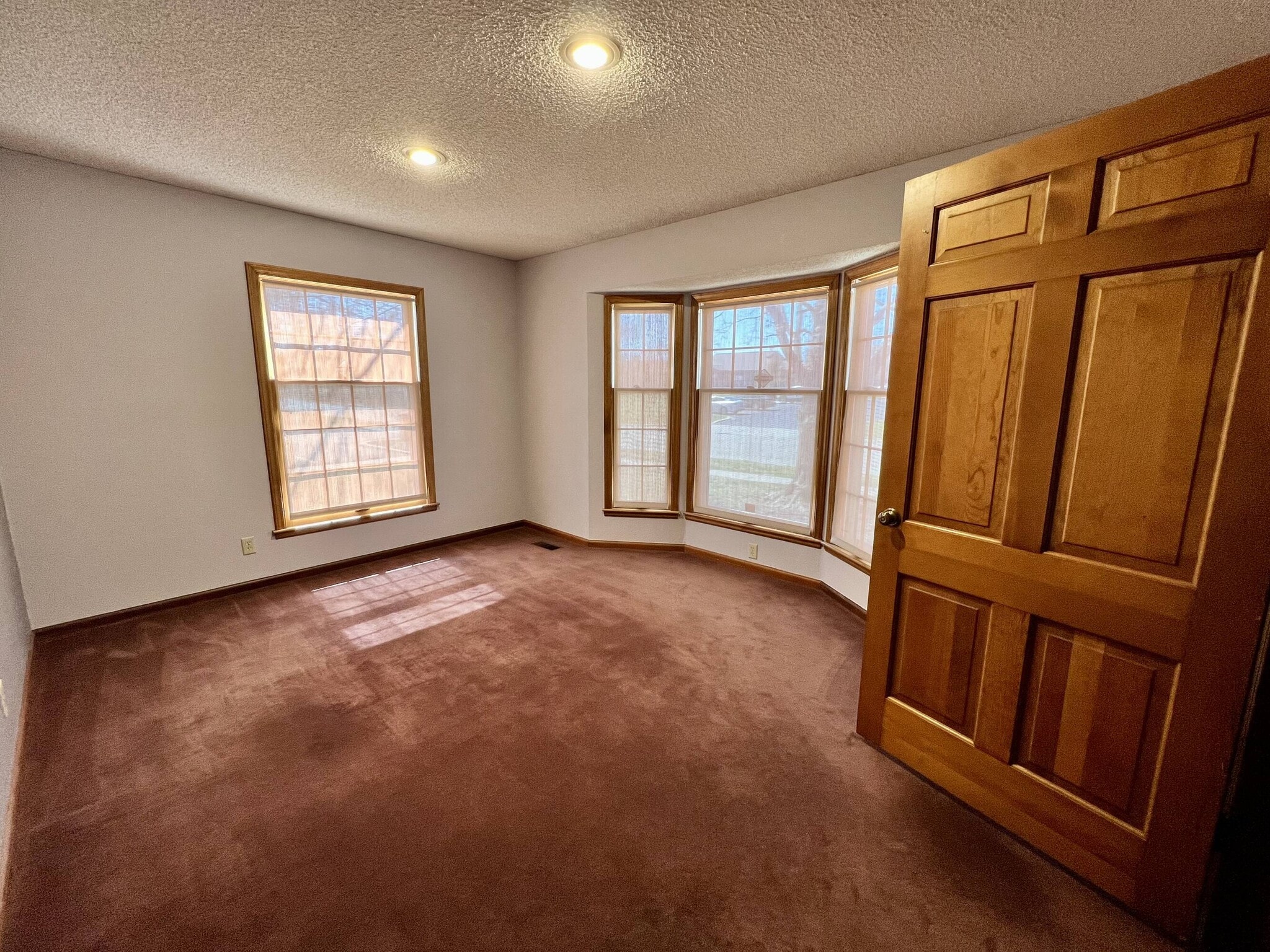 4015 SW 21st St, Topeka, KS for lease Interior Photo- Image 1 of 1