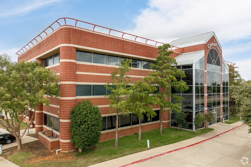 3101 Churchill Dr, Flower Mound, TX for lease - Building Photo - Image 3 of 22