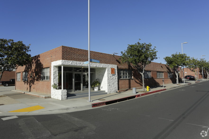 1601 Colorado Ave, Santa Monica, CA for sale - Primary Photo - Image 1 of 1