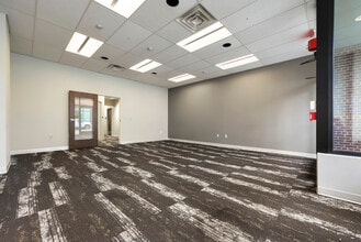 6023-6033 Broad St, Pittsburgh, PA for lease Interior Photo- Image 2 of 14