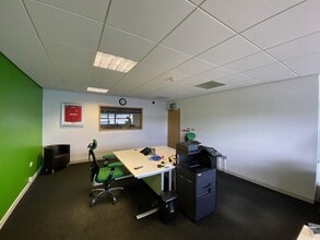 Barleyfields, Ebbw Vale for lease Interior Photo- Image 2 of 2