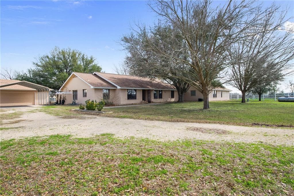 2641 Fm 1704, Elgin, TX for sale Primary Photo- Image 1 of 1