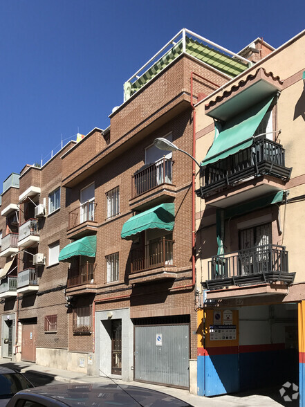 Calle del Papagayo, 25, Madrid, Madrid for sale - Building Photo - Image 2 of 2