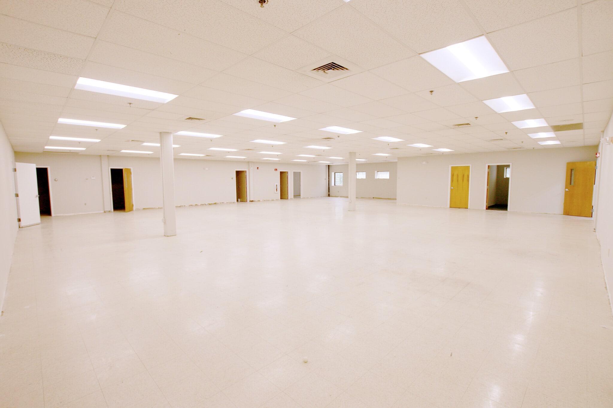 1 Jewel Dr, Wilmington, MA for lease Interior Photo- Image 1 of 2