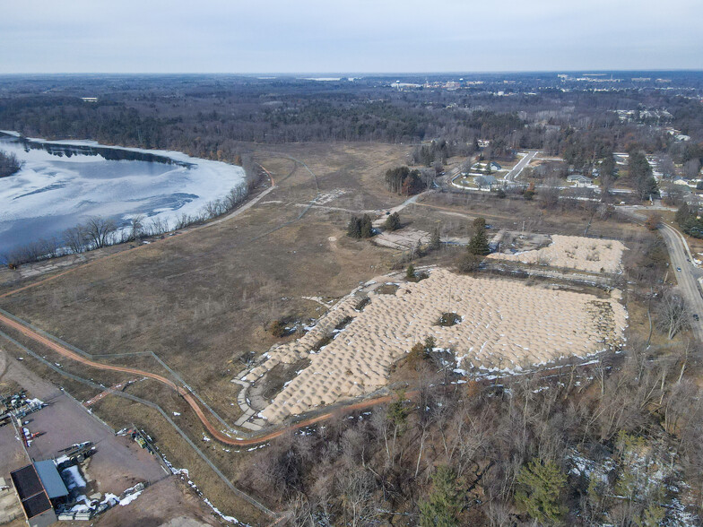 2301 Whiting rd, Stevens Point, WI for sale - Aerial - Image 1 of 3