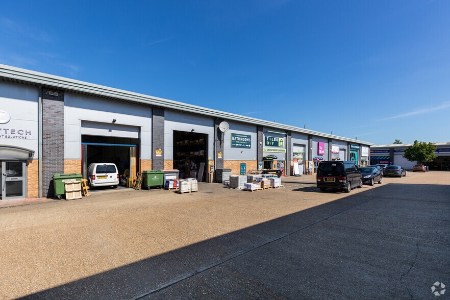 Longfield Rd, Tunbridge Wells for lease - Building Photo - Image 3 of 3