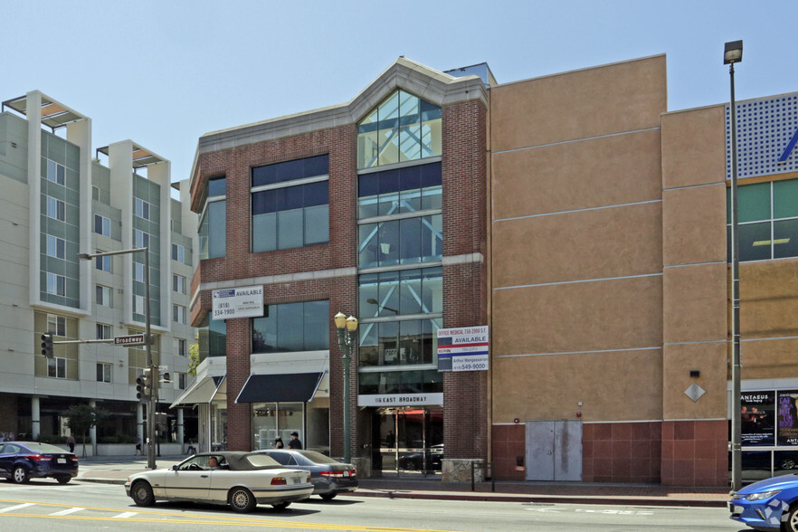 116-120 E Broadway, Glendale, CA for lease - Building Photo - Image 3 of 10