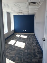 40 Monument Sq, Urbana, OH for lease Interior Photo- Image 2 of 11