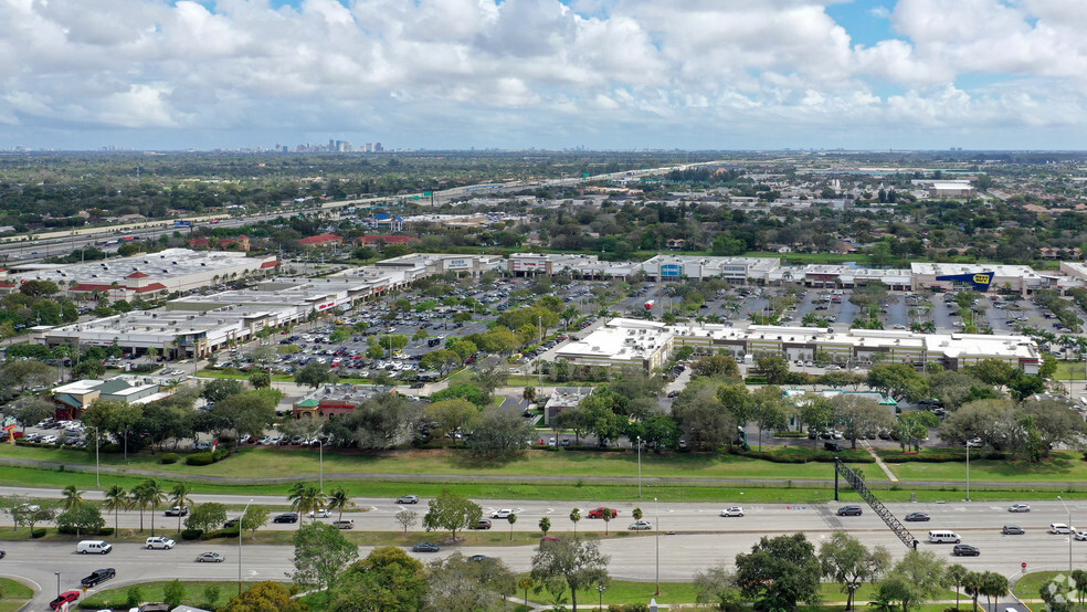 1902-2224 S University Dr, Davie, FL for sale - Primary Photo - Image 1 of 1