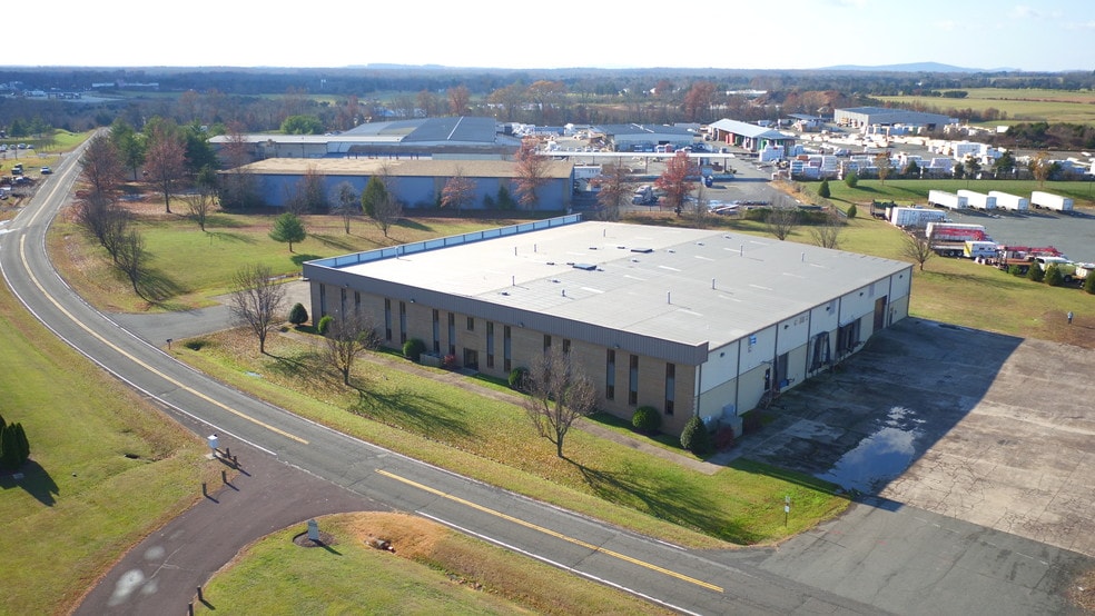 13142 Airpark Dr, Elkwood, VA for sale - Primary Photo - Image 1 of 1